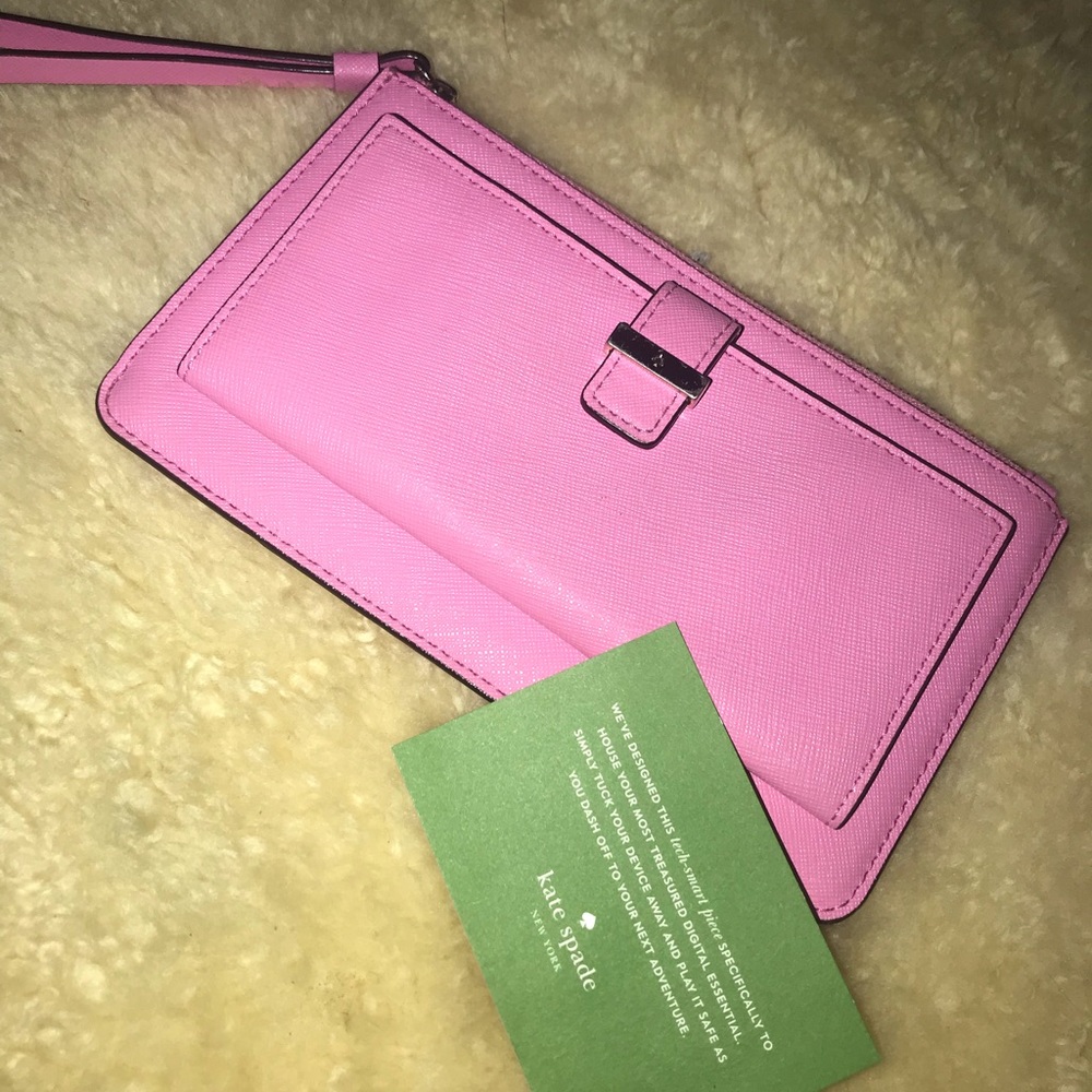 Kate Spade Wristlet Pink